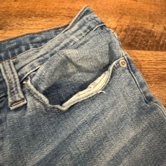 Lucky Brand Sweet Straight Jeans Embroidered Flowers Size 6 Distressed Hem READ - Picture 5 of 14